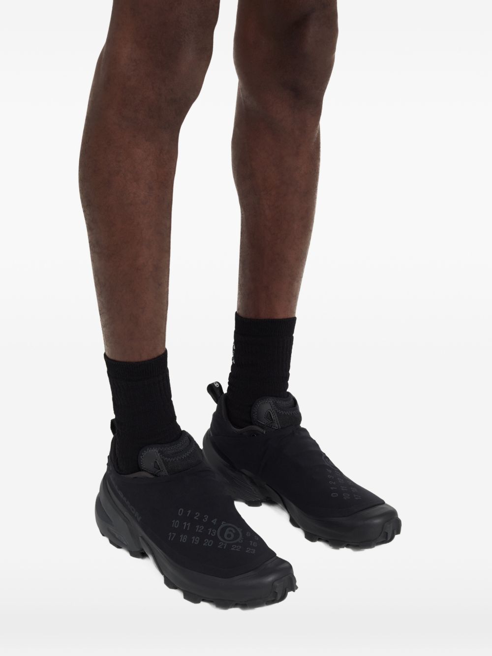 SH1WS0026P7624 HB422 MM6 MAISON MARGIELA SALOMON