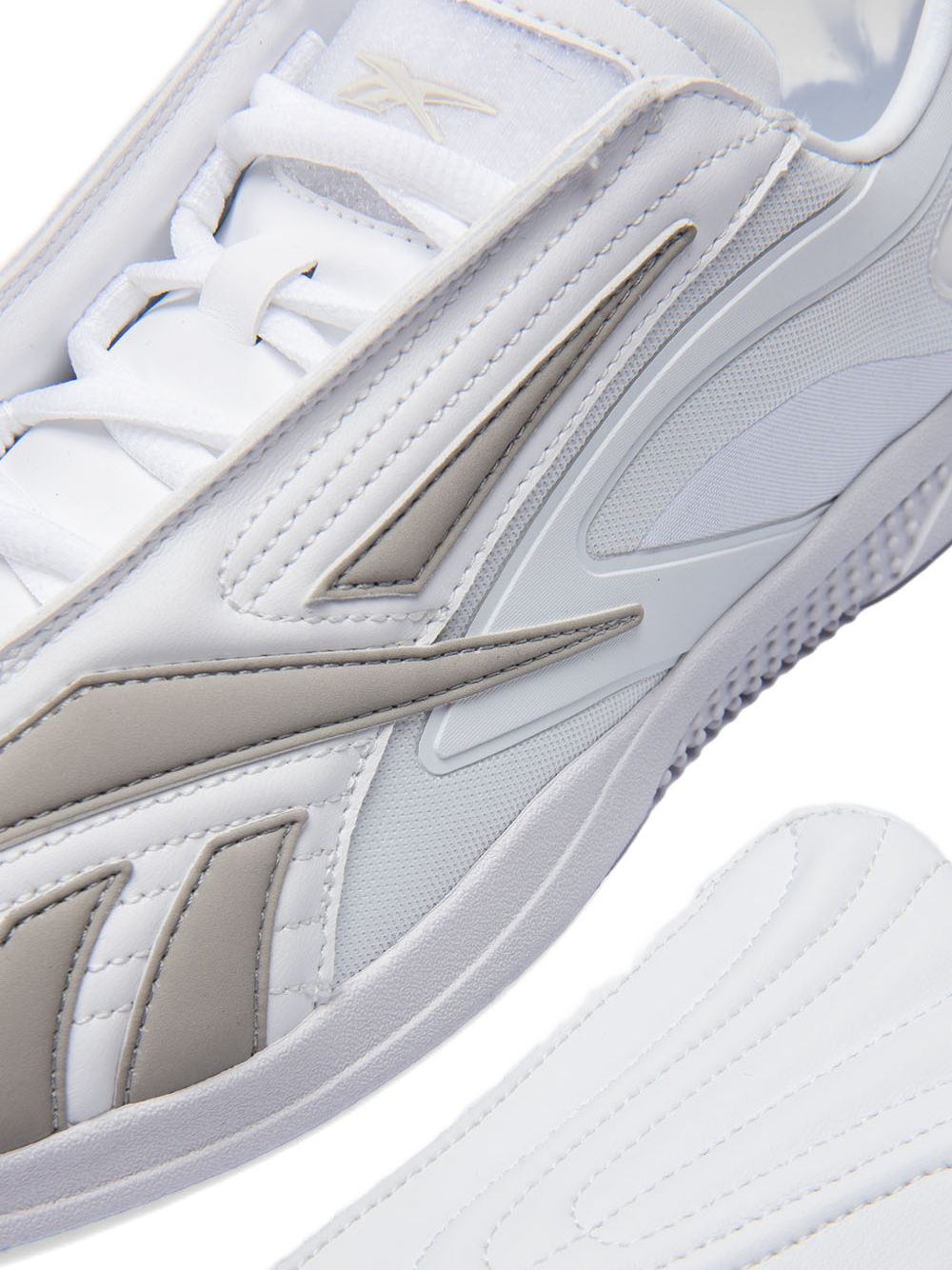 100261767P 767P REEBOK LTD