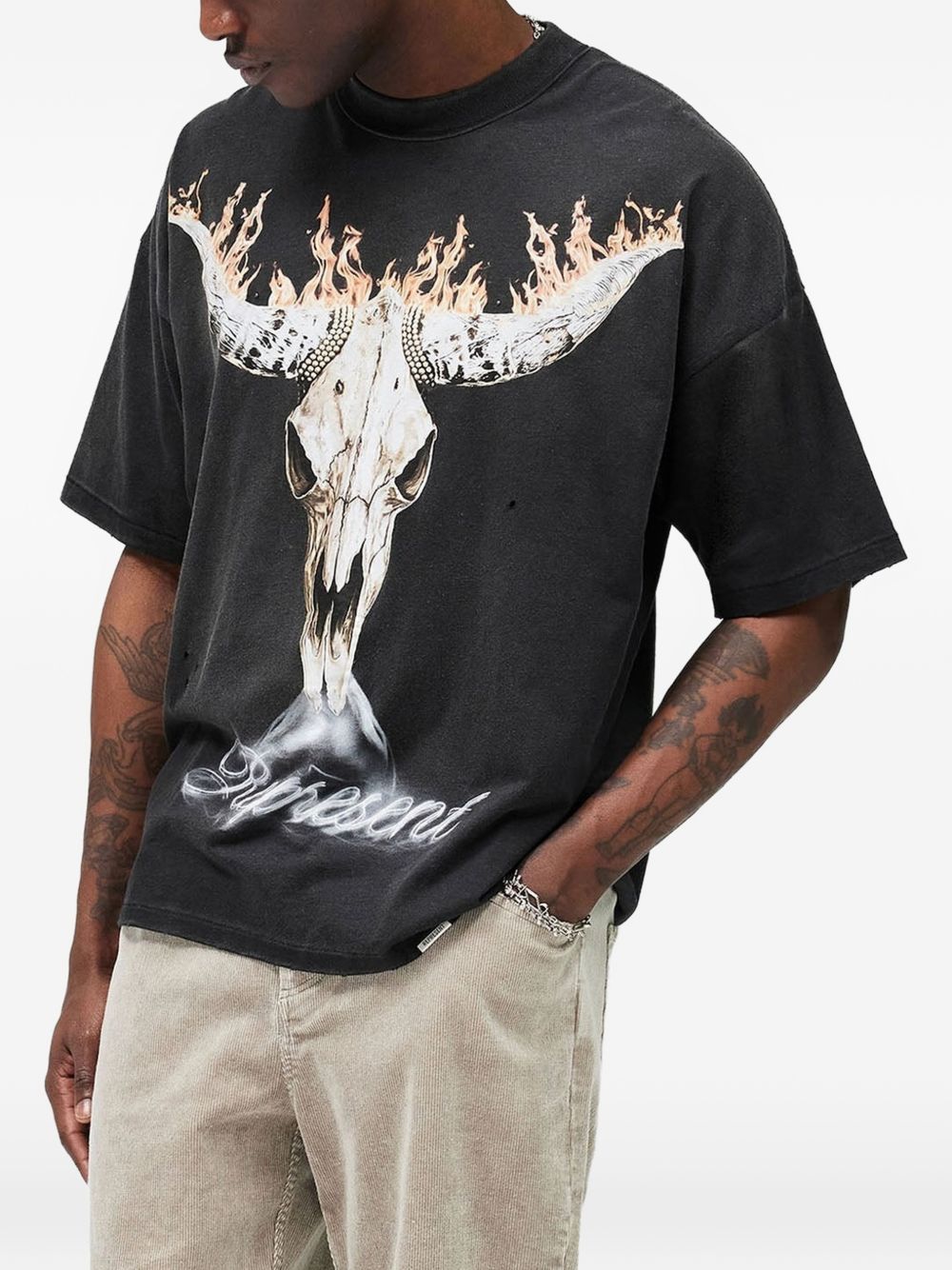 T-shirt con stampa teschio MLM100592 004 REPRESENT