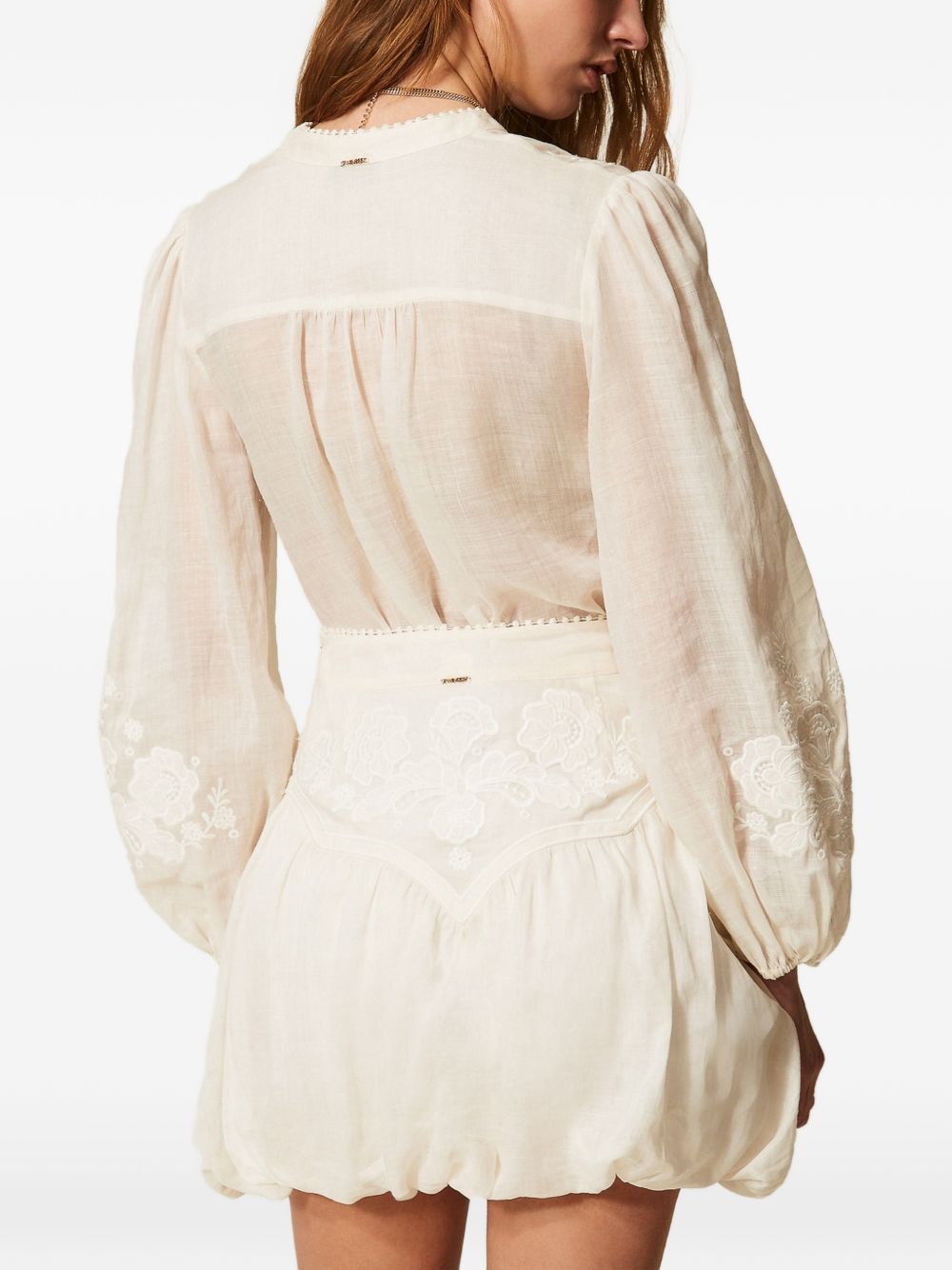 Blusa ricamata con laccetto al collo 261TT2291 00059 TWINSET