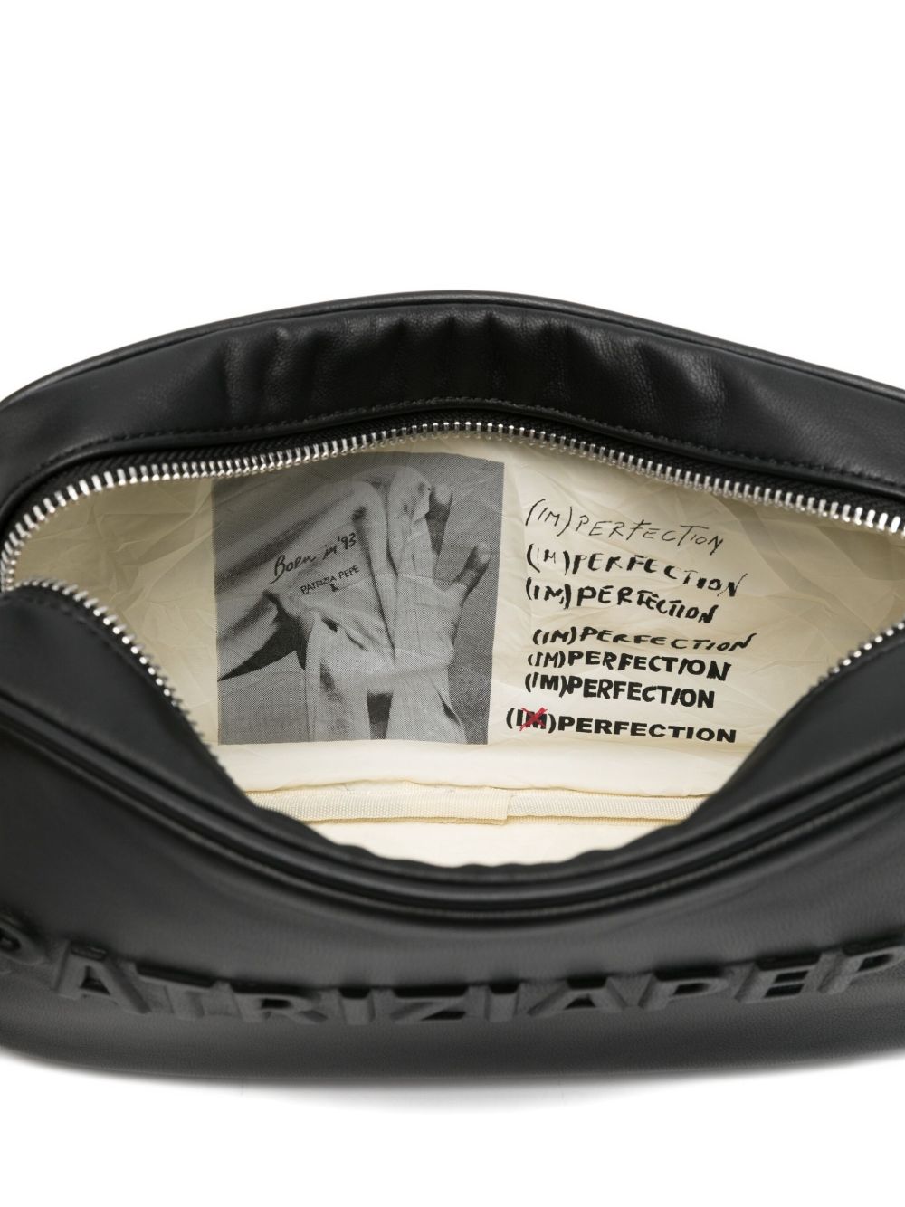 Borsa a tracolla nera in pelle con logo goffrato 8B0254L113 K103 PATRIZIA PEPE