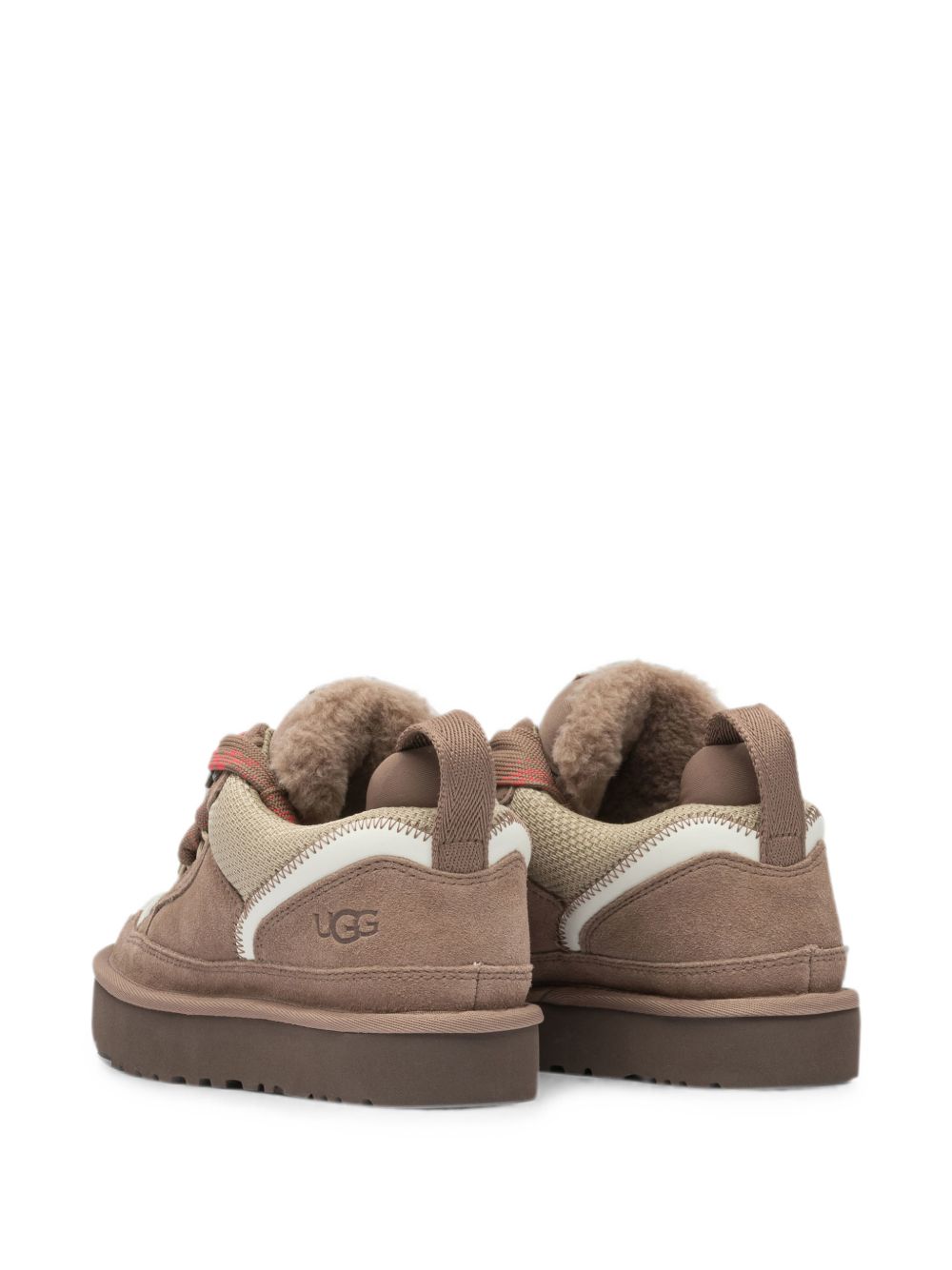 Sneakers con Lacci a Nastro e Suola in Gomma 1144032 RYK UGG