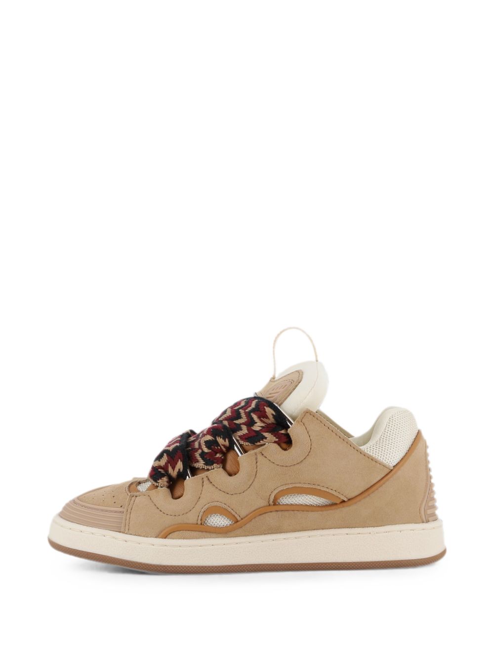 Low-top trainers in goat leather sul sides e sheep leather sul davanti, padded tongue con lanvin label, textile fodera, cow leather insole, rubber sole con logo, pair of flat laces con chevron pattern e stitched finish. Sold in a branded shoe box con N30458 P51 LANVIN KIDS
