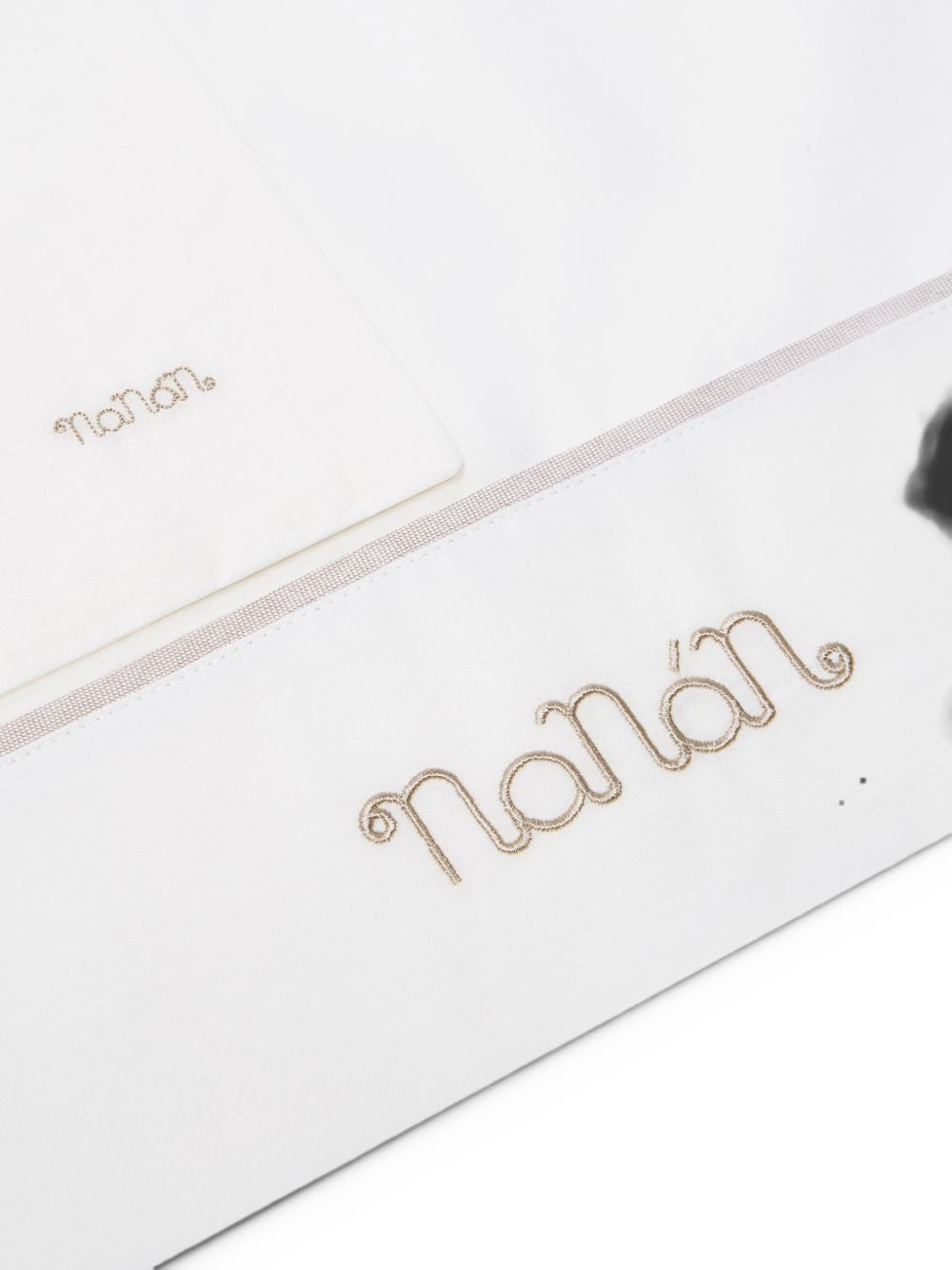 I26011 BE NANAN KIDS
