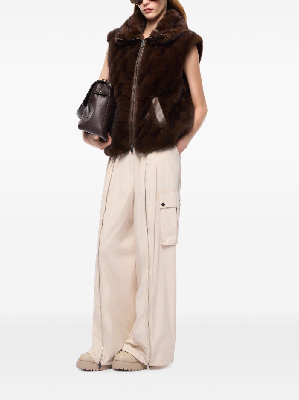 106939A3C5 M11 PINKO