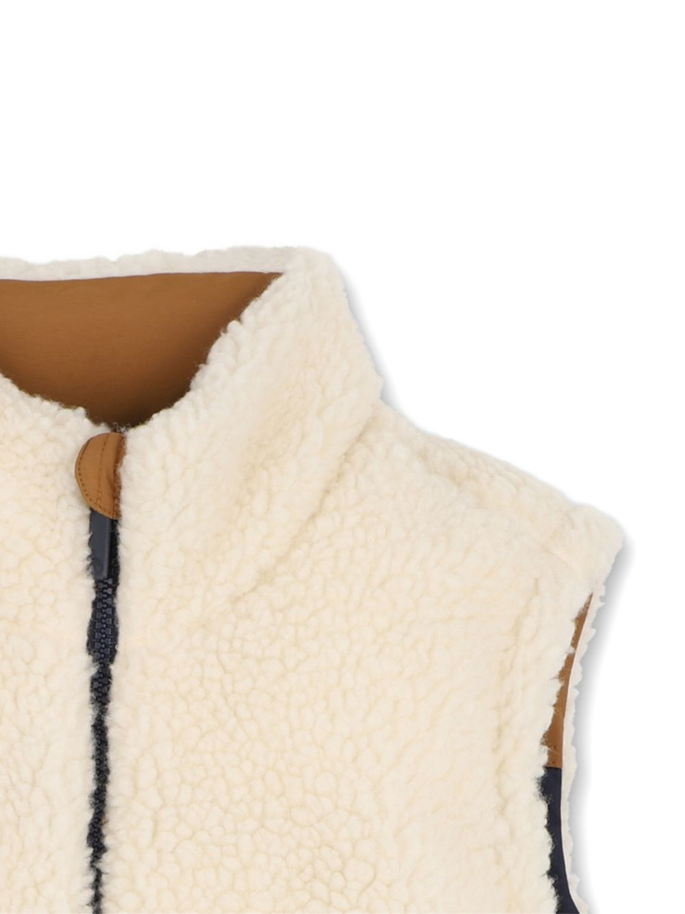 Reversible senza maniche piumino. One side in 100% polyester water repellent twill, bicolor yokes, davanti flap tasche, printed logo on paper label on chest. Other side in 100% polyester faux shearling, side tasche, ricamato logo sul retro. *reversib T61059 849 TIMBERLAND KIDS