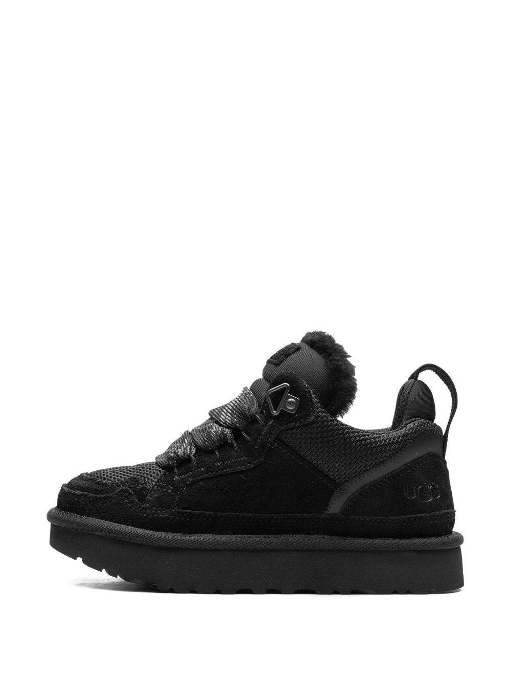 1144032 BLK UGG