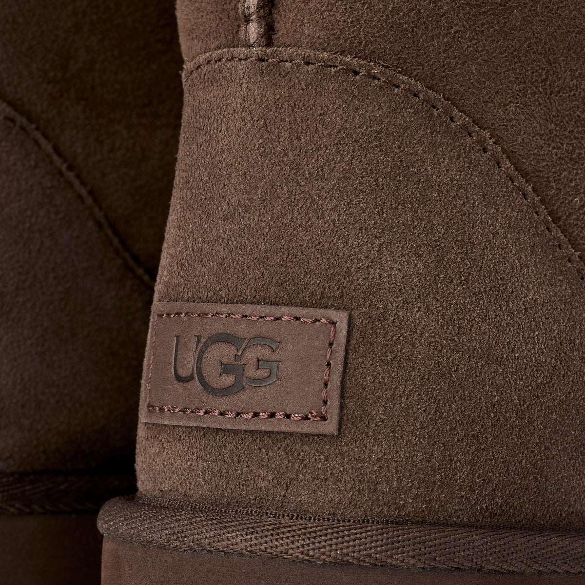 1182132 DDC UGG