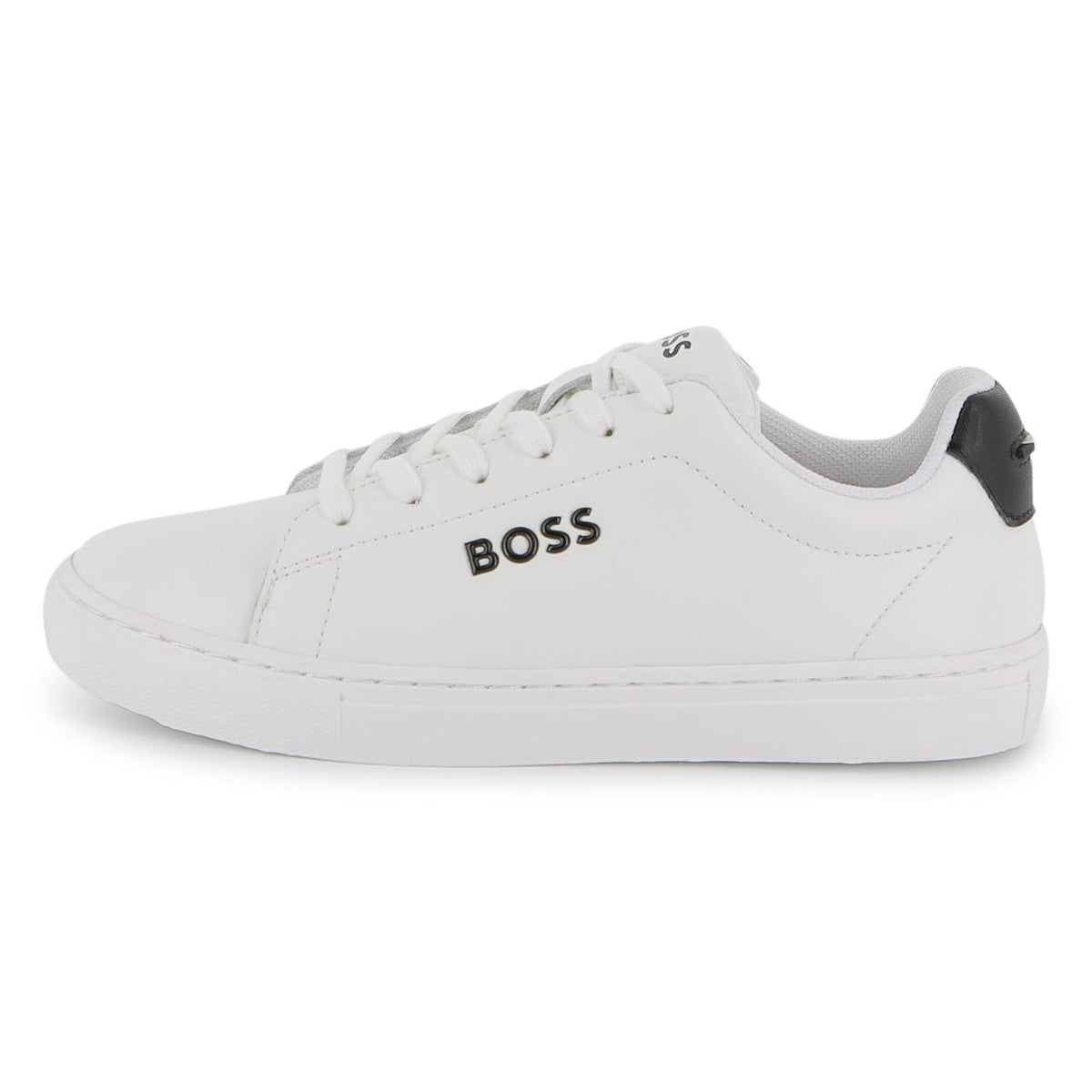 Sneakers in cow nappa leather e textile. Brand printed sul side, al retro e sul tongue. Lace up chiusura. Fodera in textile. Insole in breathable microfiber. Tpr outsole. Mineral tanning. J53248 10P BOSS KIDSWEAR