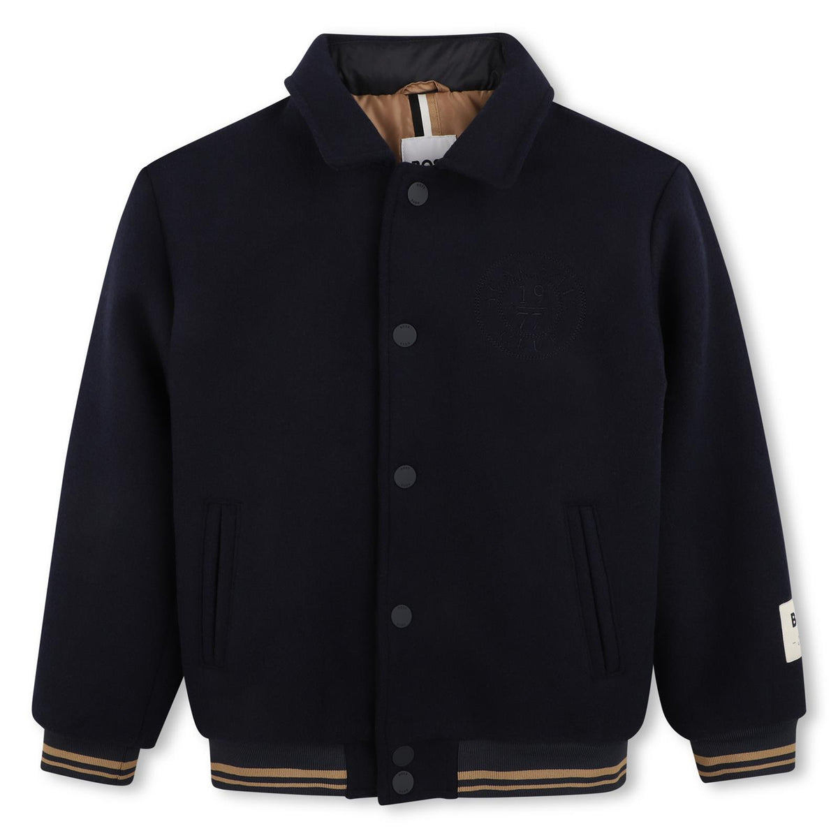 Wool jacket. Boss retro to school logo. Chiusura con bottoni automatici. 2 piped tasche. Woven boss label sul manica. J53429 849 BOSS KIDSWEAR