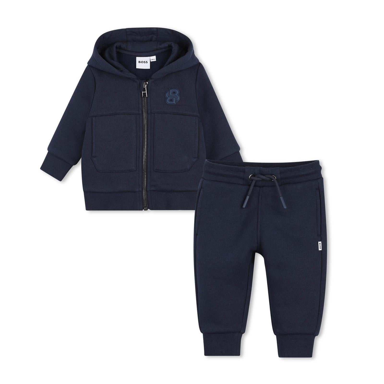 Brushed fleece jogging set. Con cappuccio cardigan con chiusura con zip. 2 davanti tasche. Double b ricamato sul chest. Jogging pantaloni con vita elastica e coulisse. 2 side tasche. Boss raiser. J53512 849 BOSS KIDSWEAR