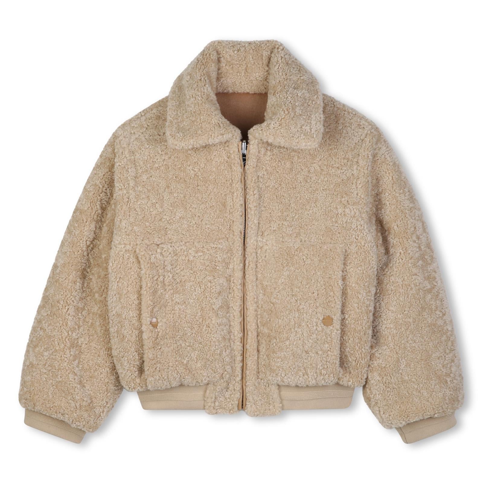 Faux leather e wool reversible jacket on one side, sherpa synthetic fur sul other, reversible zip chiusura, bicolore ribbed trim. Wool side: flap patch tasche con branded enamelled chiusura con bottoni automatici, faux leather label on davanti con la N30447 287 LANVIN KIDS