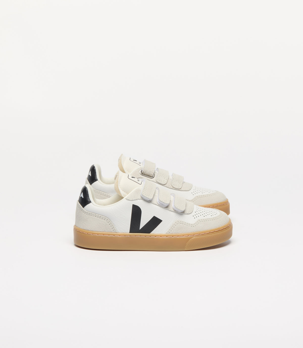 small v-90 SX2021006 WHITEBLACK VEJA KIDS