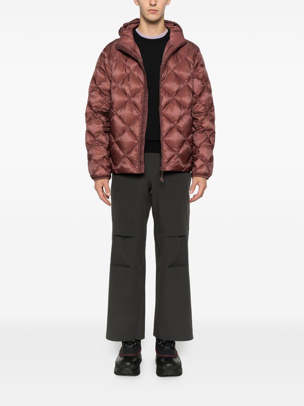 Maglione nero a collo giro con rifiniture a scanale PEU561199011919 NER PEUTEREY