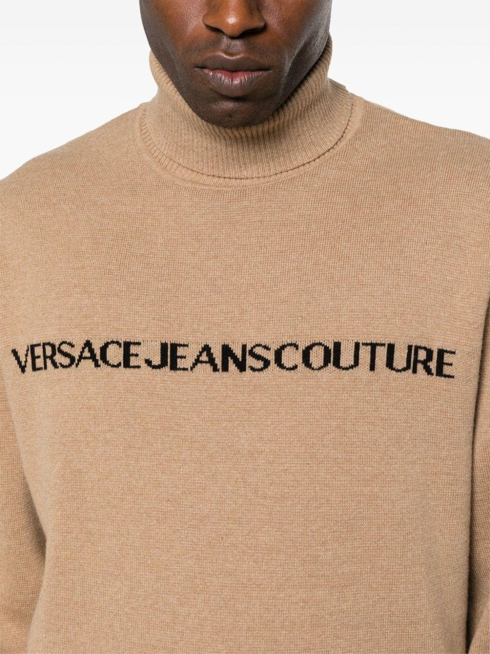Maglione Uomo Cammello Cotone 75GAFM07CM06H QF5 VERSACE JEANS