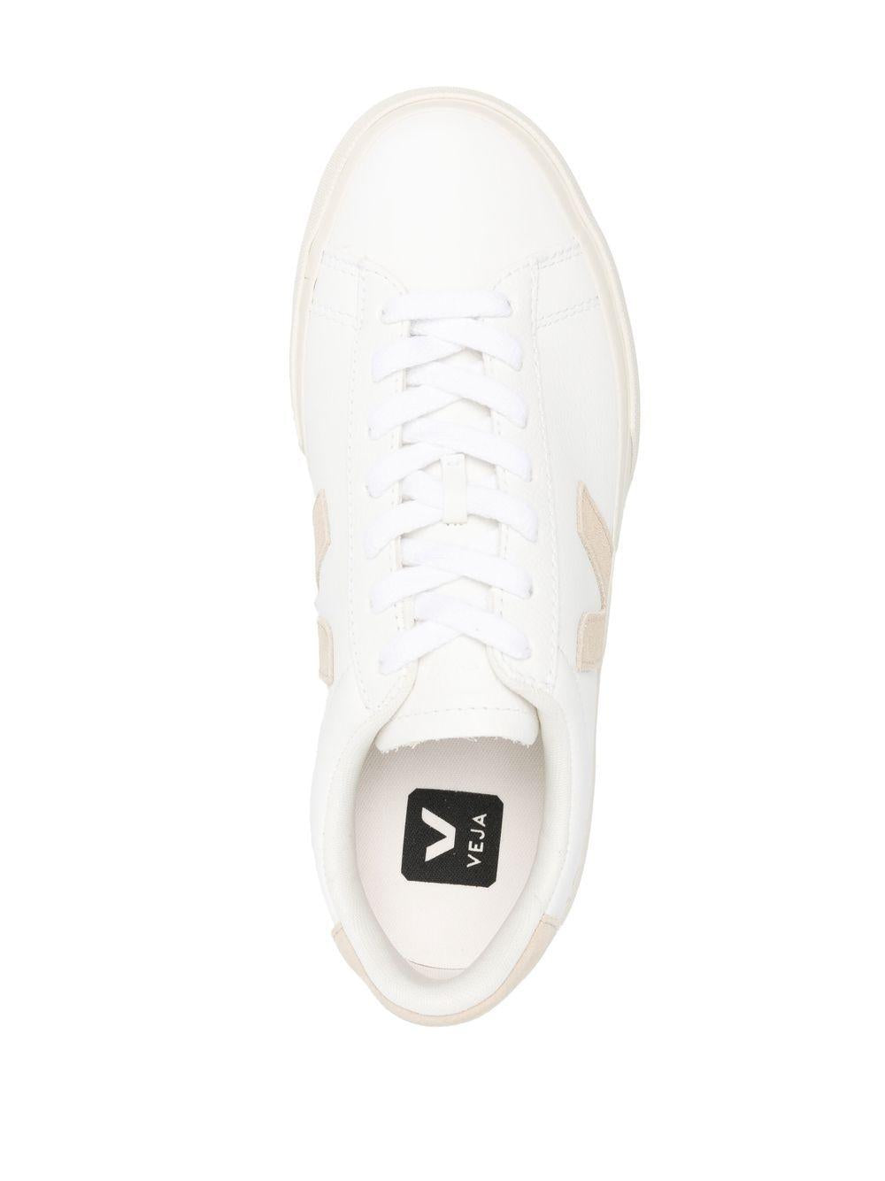 CP0502920 EXTRAWHITEALMOND VEJA