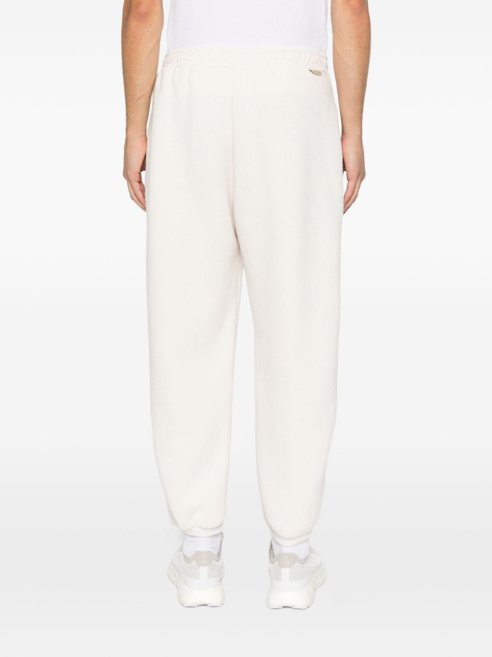 XP3334 PA YES LONDON