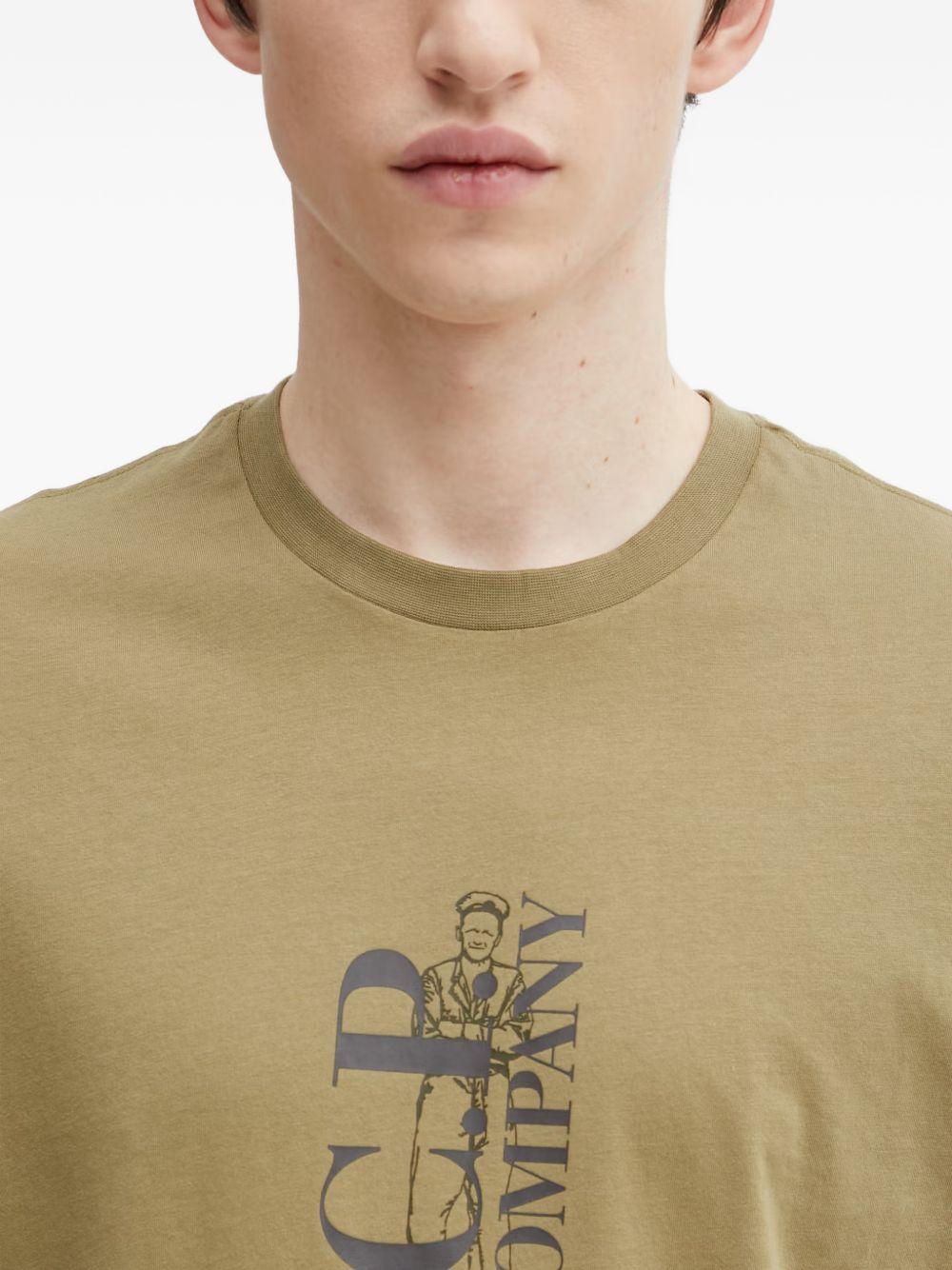 T-shirt con stampa logo 20CMTS084A005100W 644 CP COMPANY
