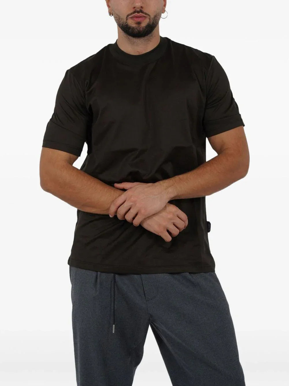 T-shirt nera basic mini etichetta laterale - Preludio Moda