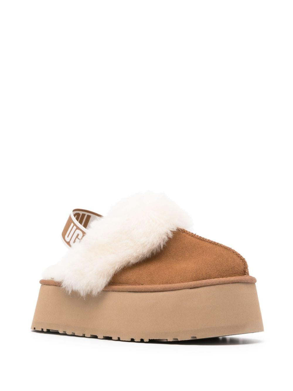Slippers Marrone Cammello con Plateau e Cinturino 1113474 CHE UGG