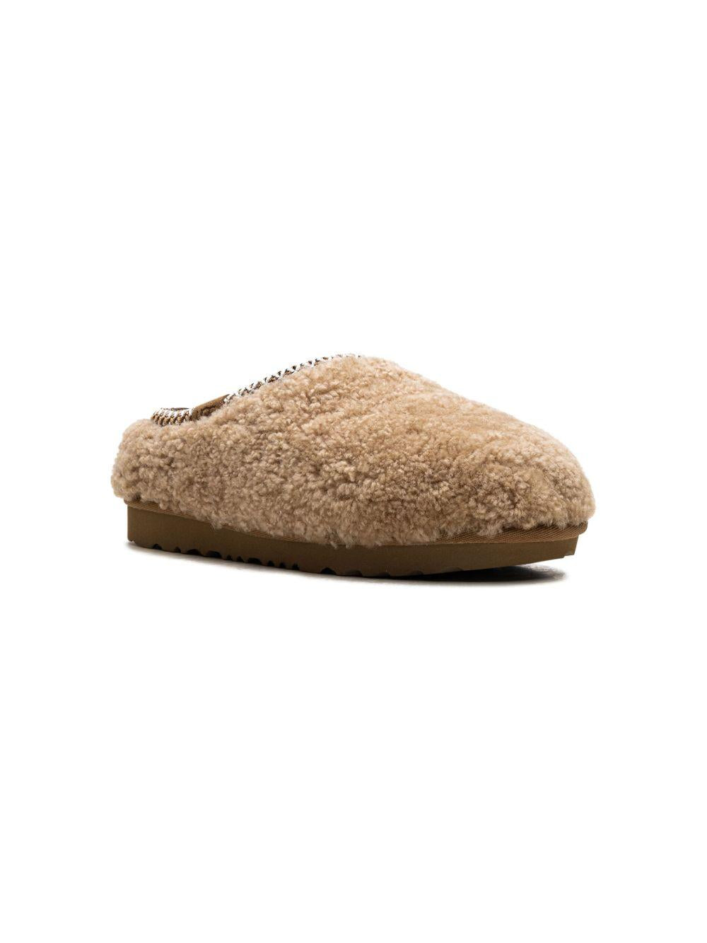 Tasman Maxi Curly chestenut