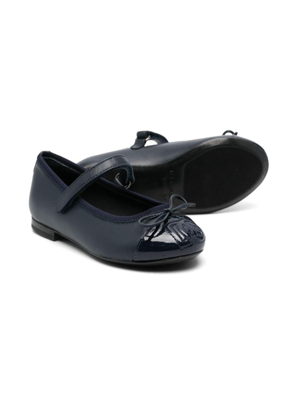 Ballerine blu punta lucida logata