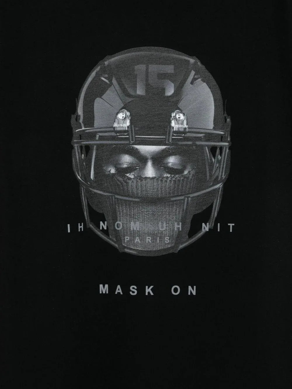 T-shirt Nera con Grafica - Preludio Moda