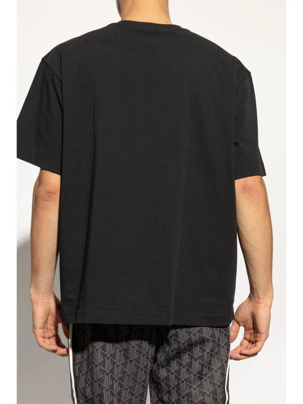 T-shirt nera big logo ricamo - Preludio Moda