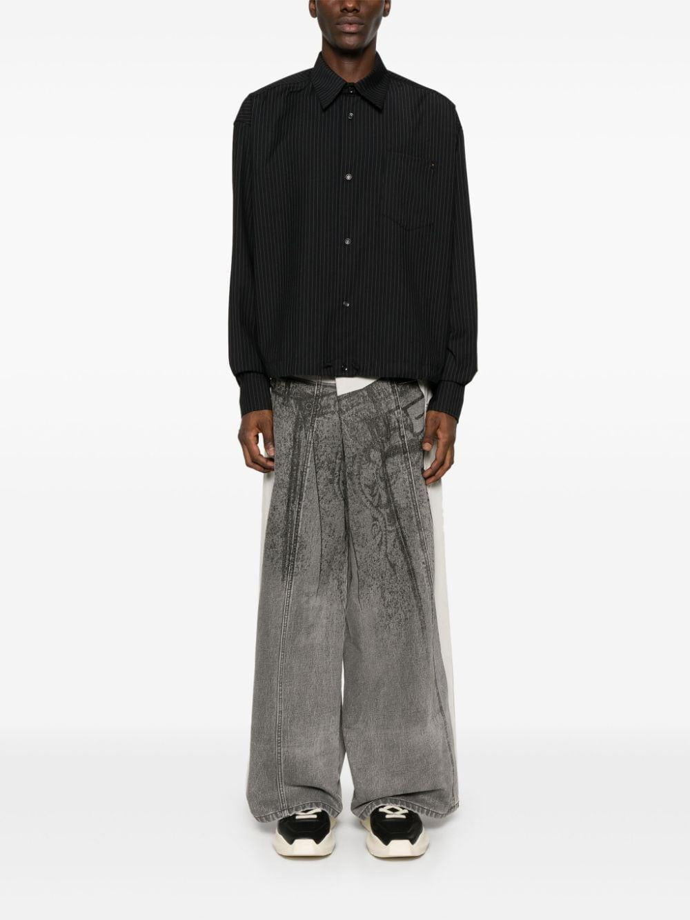 Camicia nera gessata