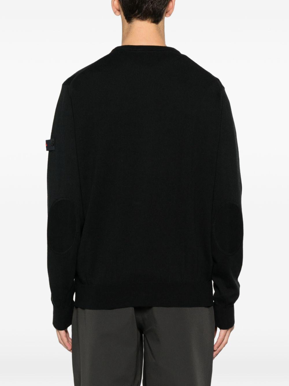 Maglione nero a collo giro con rifiniture a scanale PEU561199011919 NER PEUTEREY