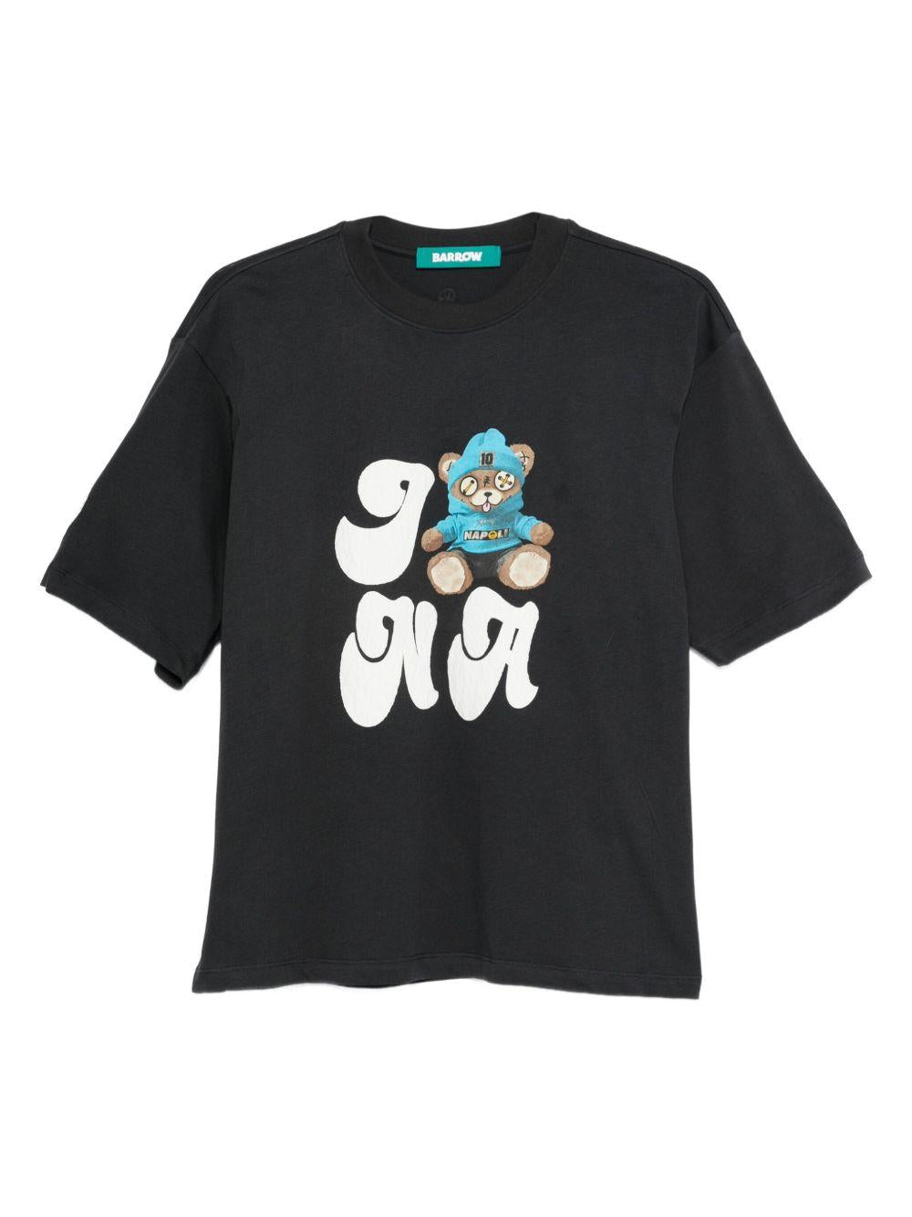 F5BWUATH076 251 BARROW