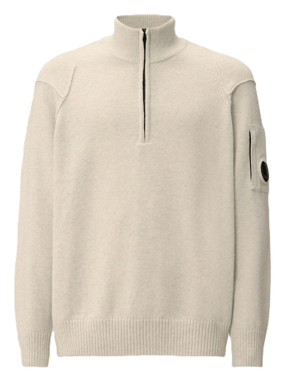 Maglia con Mezza Zip e Dettaglio Lens RFCMKN709A110149A 103 CP COMPANY