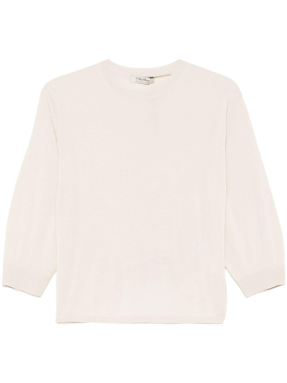 Friends sweater in light ecru wool yarn