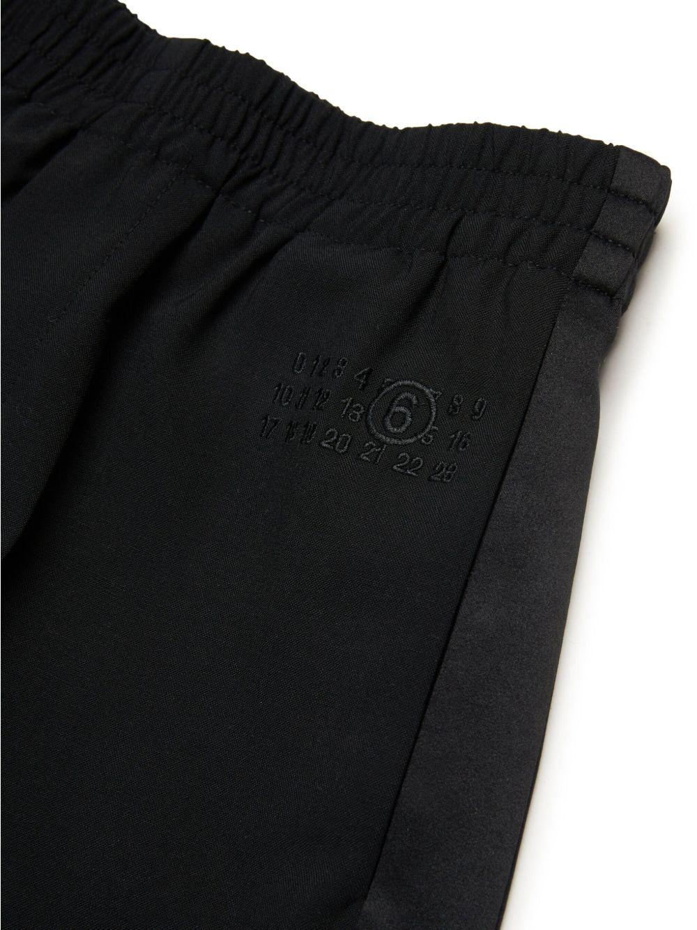 Bermuda nero con bade laterali M60747MM05G M6900 MM6 MAISON MARGIELA KIDS