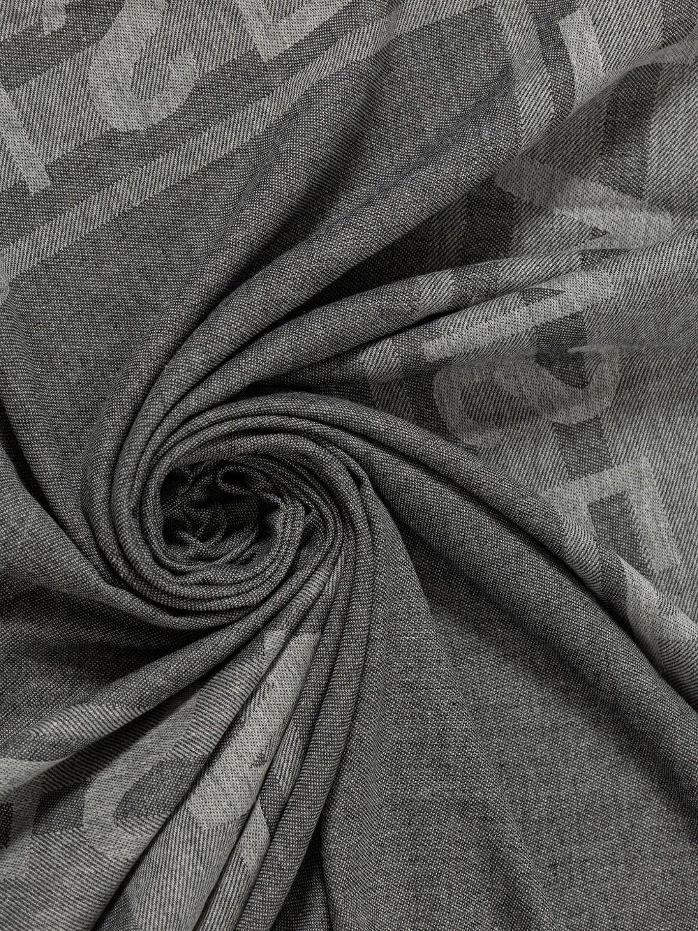 Sciarpa grigio chiaro con logo jacquard e bordi a contrasto - Preludio Moda