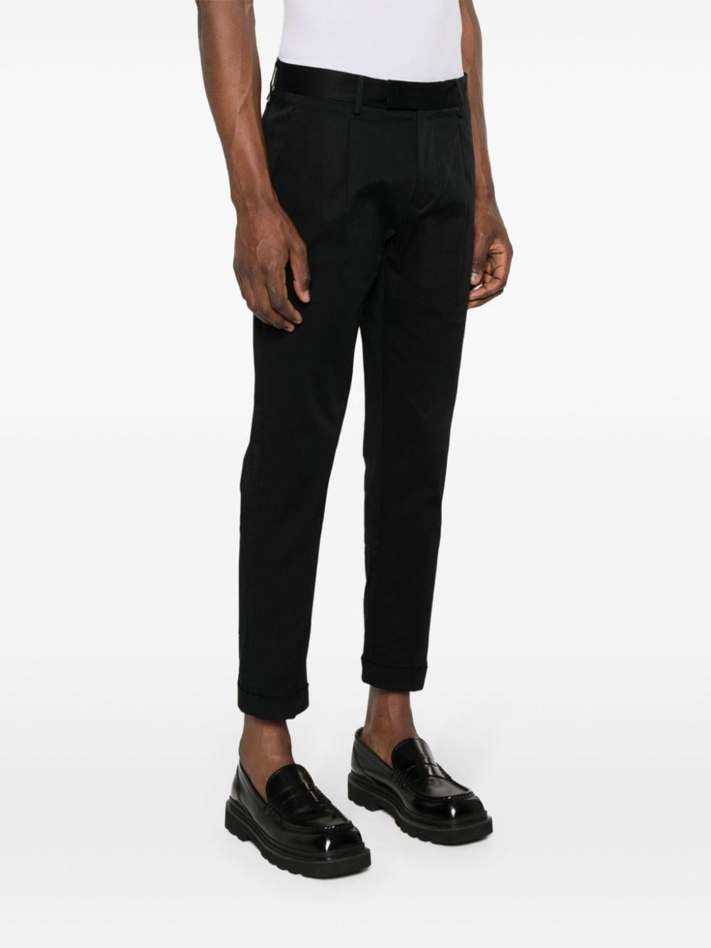 Pantalone oyster nero con piega