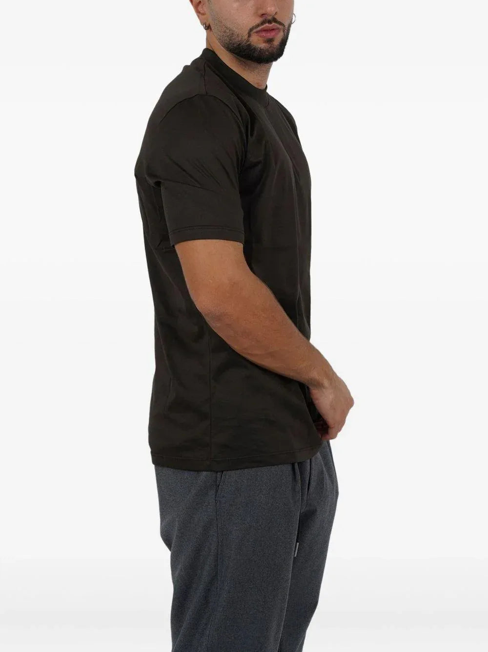 T-shirt nera basic mini etichetta laterale - Preludio Moda