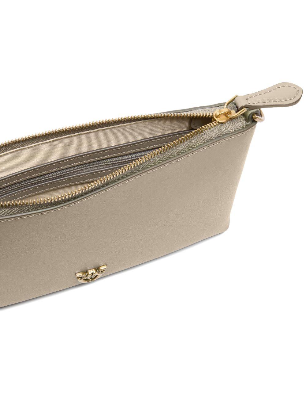 Clutch noce in pelle con logo color oro 104277A0F1 I68Q PINKO