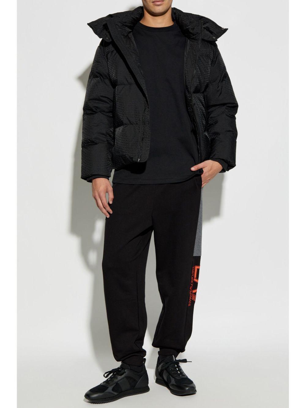 Giubbino nero logo all-over