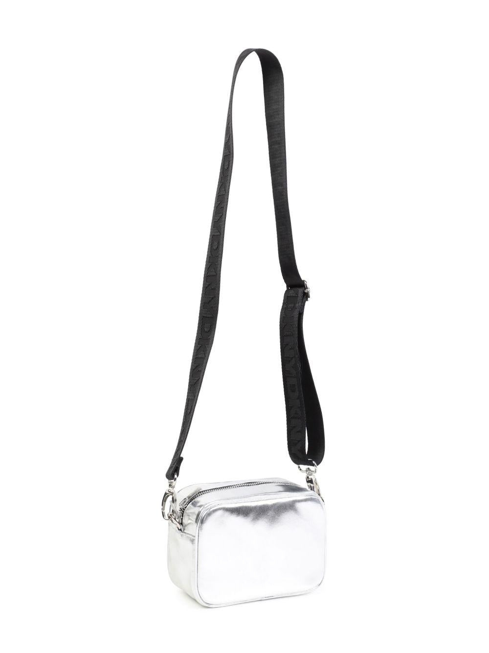Borsa argento con finish metallizzato