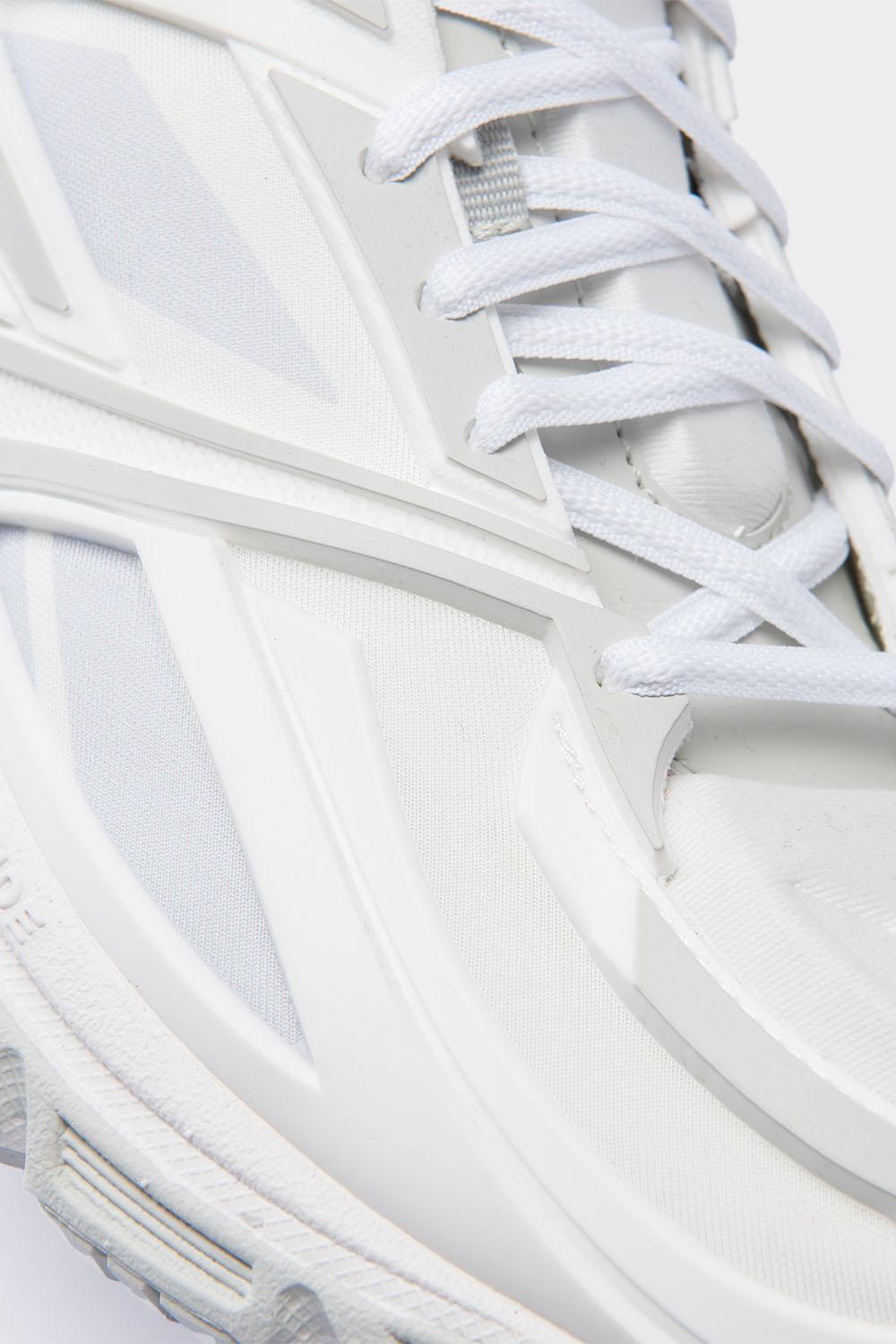 100261806 806 REEBOK LTD