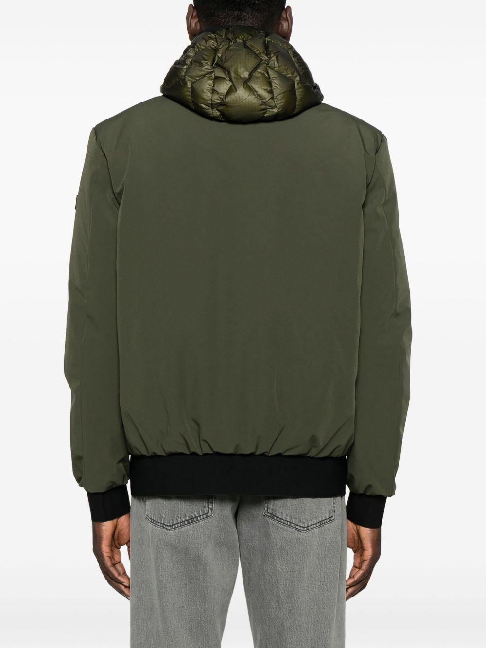 PEU520701181862 690 PEUTEREY