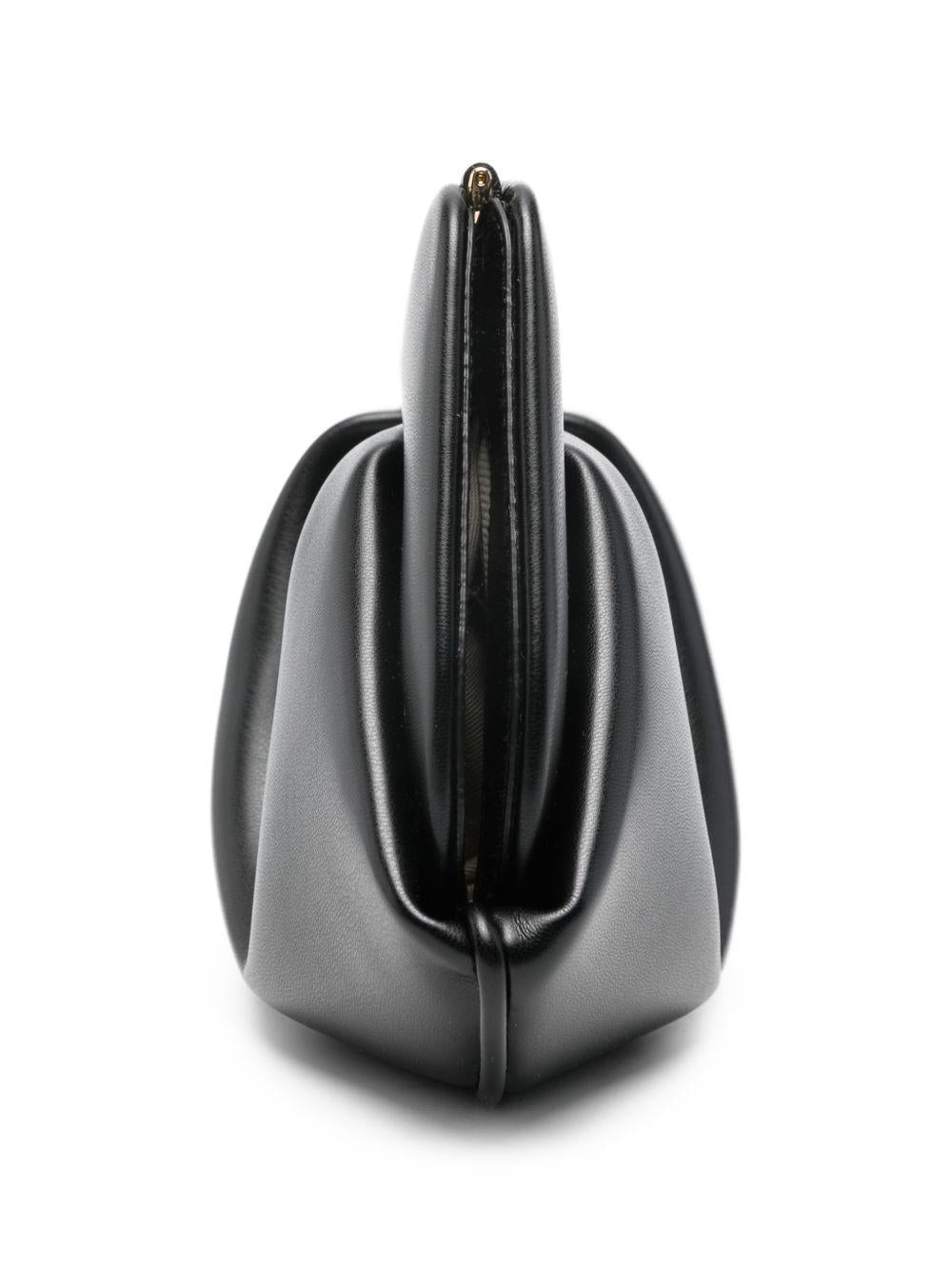 TMBB0OOVF 0303A THEMOIRE'