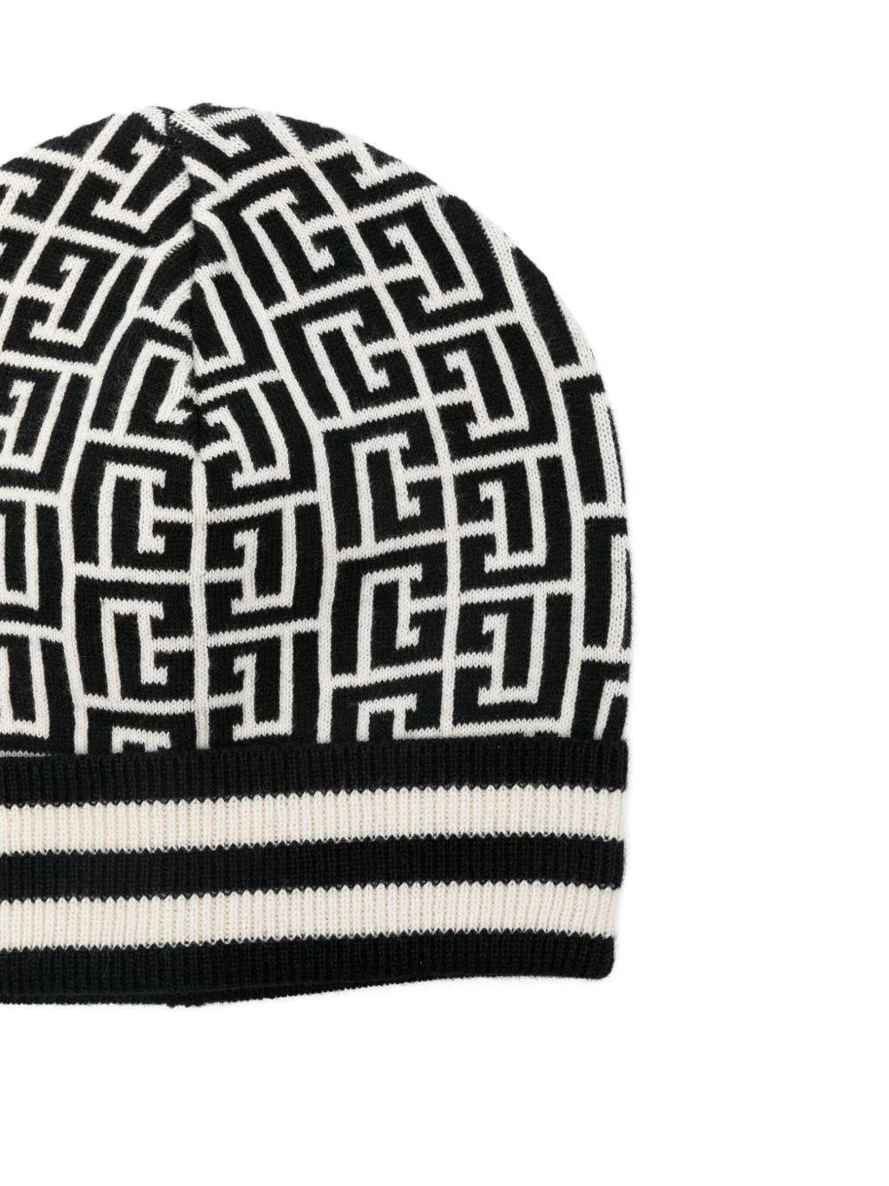 Berretto Nero con Monogramma e Bordo a Coste - Preludio Moda