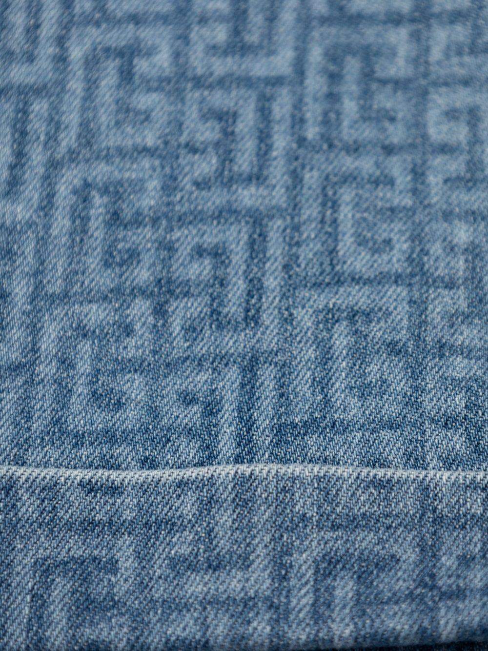 Bermuda in denimin logo monogram