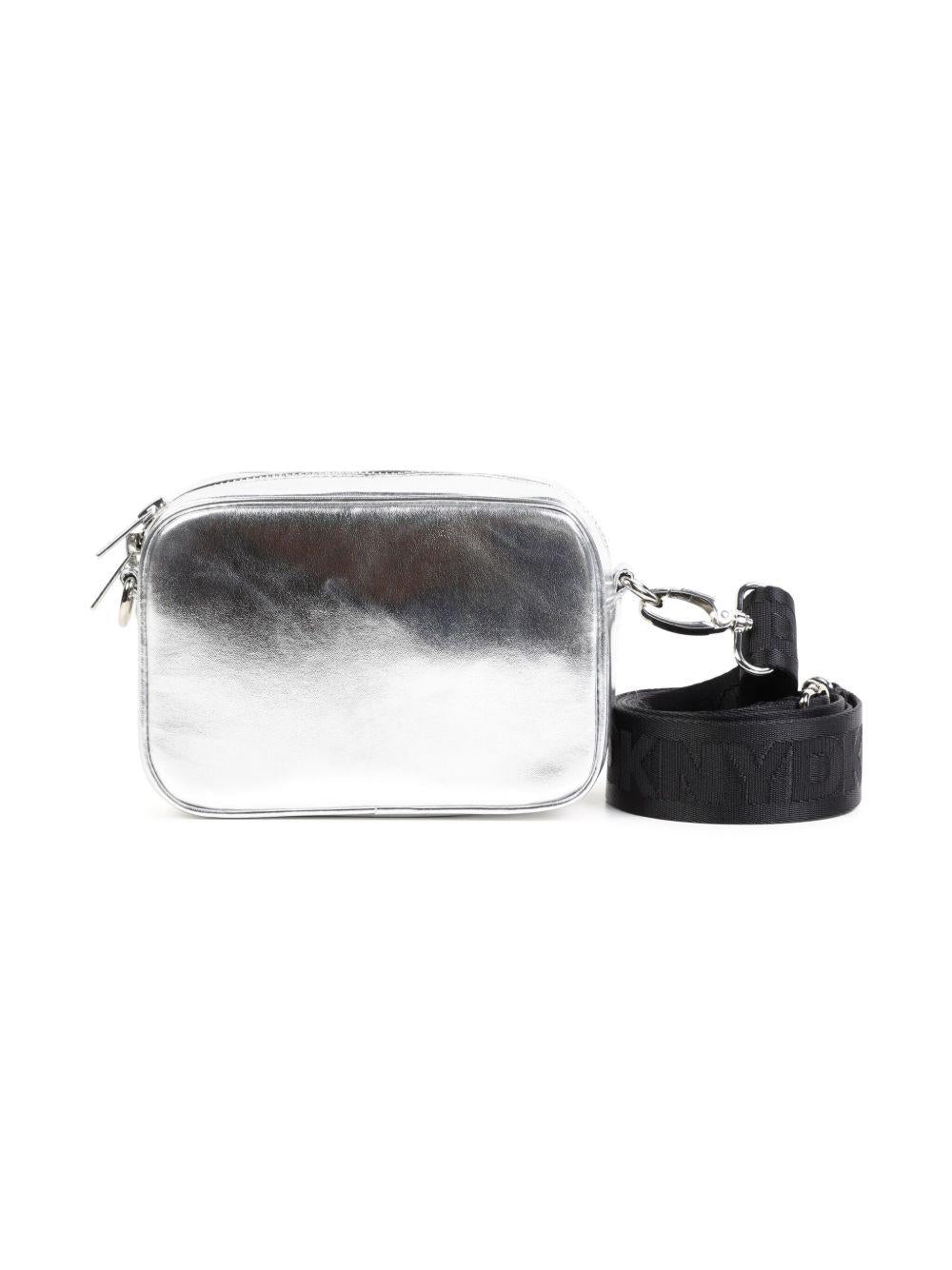 Borsa argento con finish metallizzato