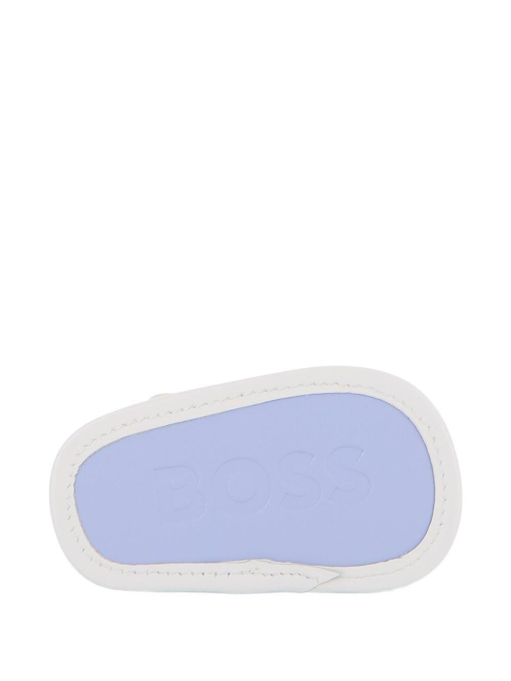 Sandali con chiusura a strappo J52834 813 BOSS KIDSWEAR
