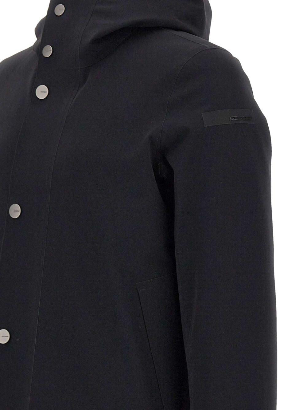 Parka nero con cappuccio e chiusura zip doppio cursore W25011 10 RRD