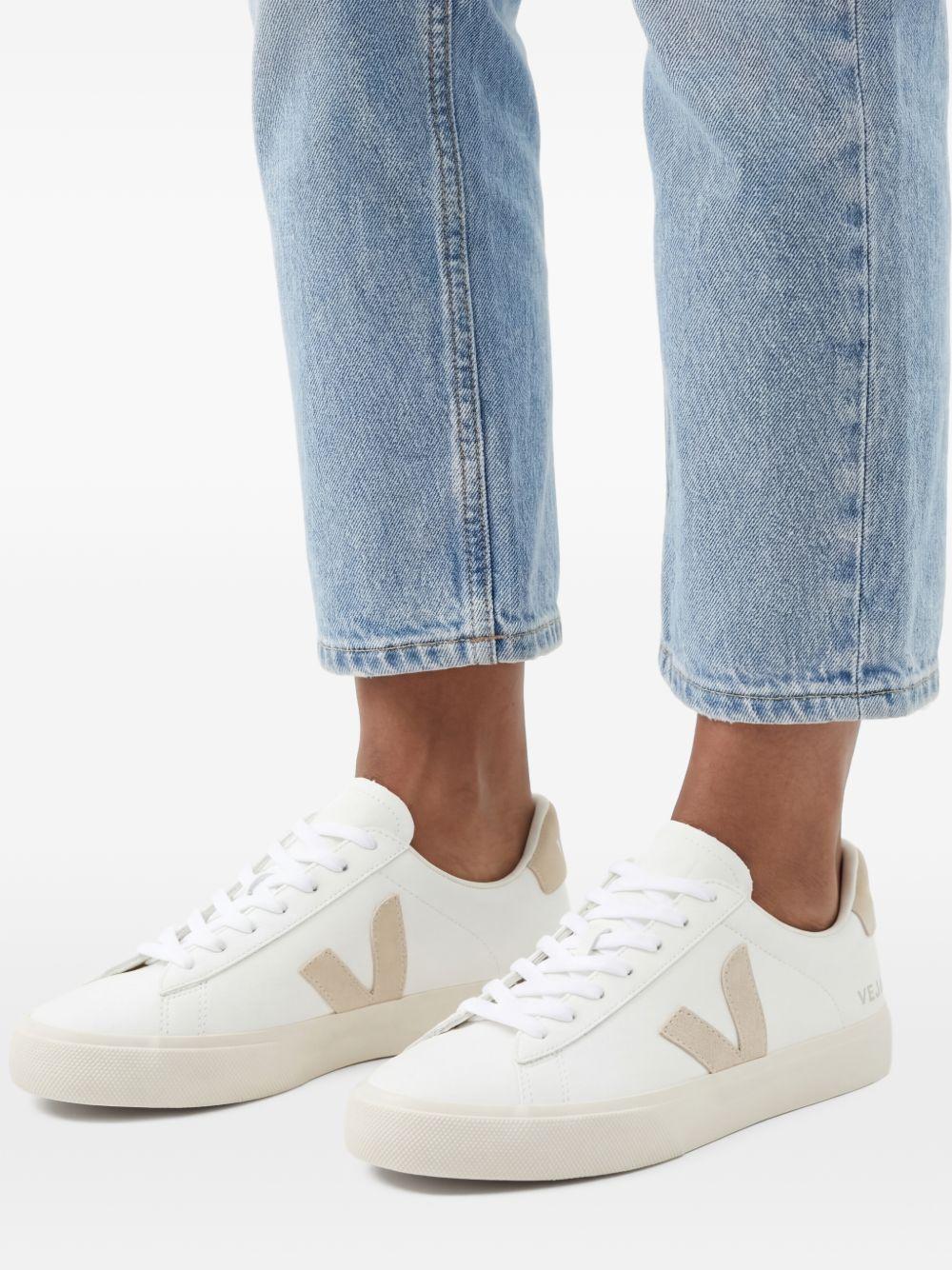 CP0502920B EXTRAWHITEALMOND VEJA
