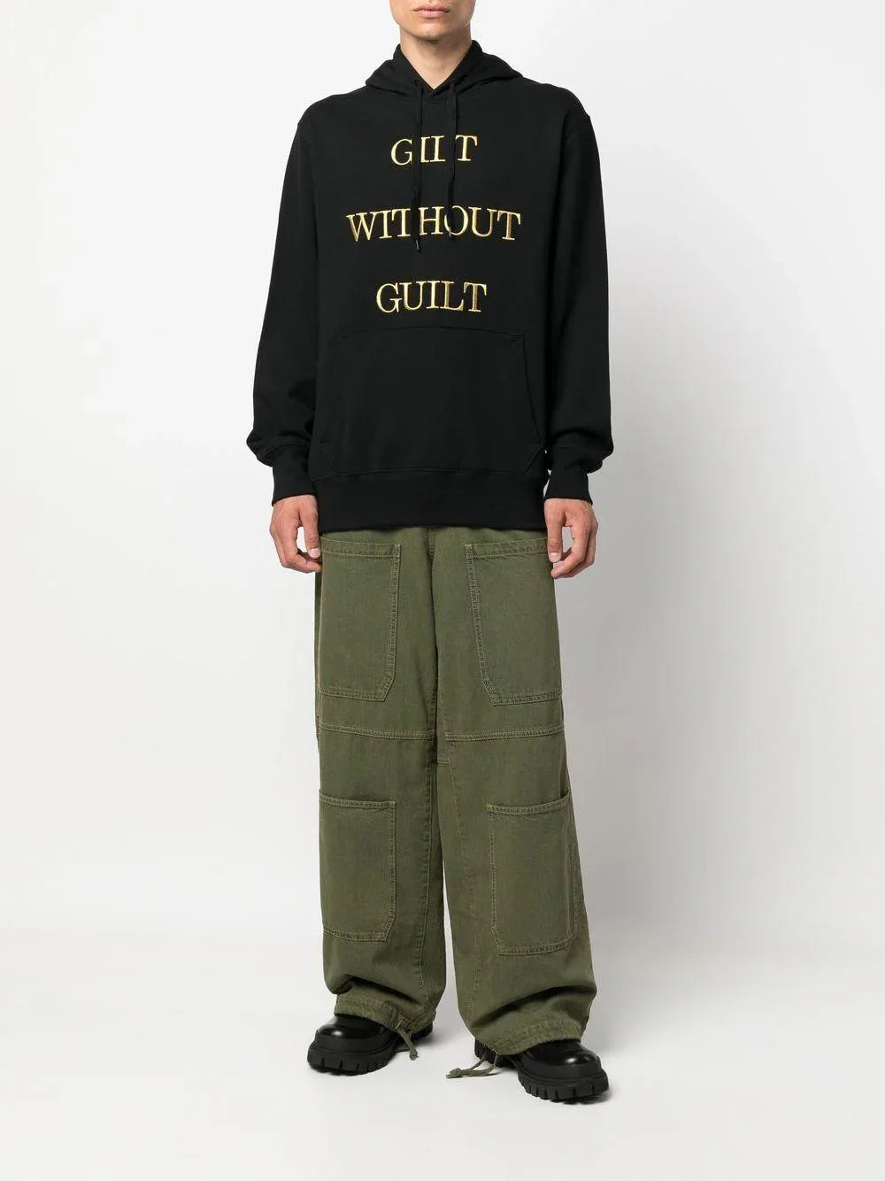 Felpa nera slogan frontale ricamato - Preludio Moda